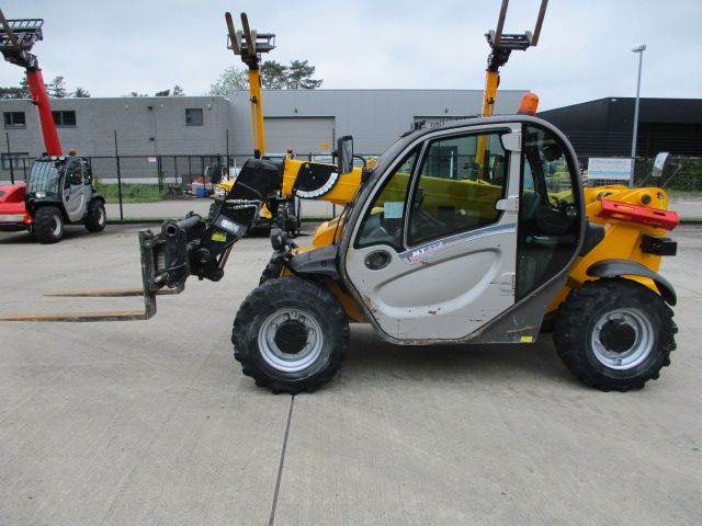 Teleskoplader Manitou | 2,50t | Hub 6,00m | Bj. 2014 | 3440h