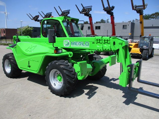 Merlo P 38.13 (586) Neufahrzeug (Réf. GA-7903-25) – Bild 10