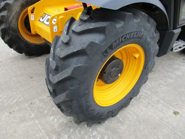 Teleskoplader JCB | 3,10t | Hub 7,00m | Bj. 2021 | 469h – Bild 3