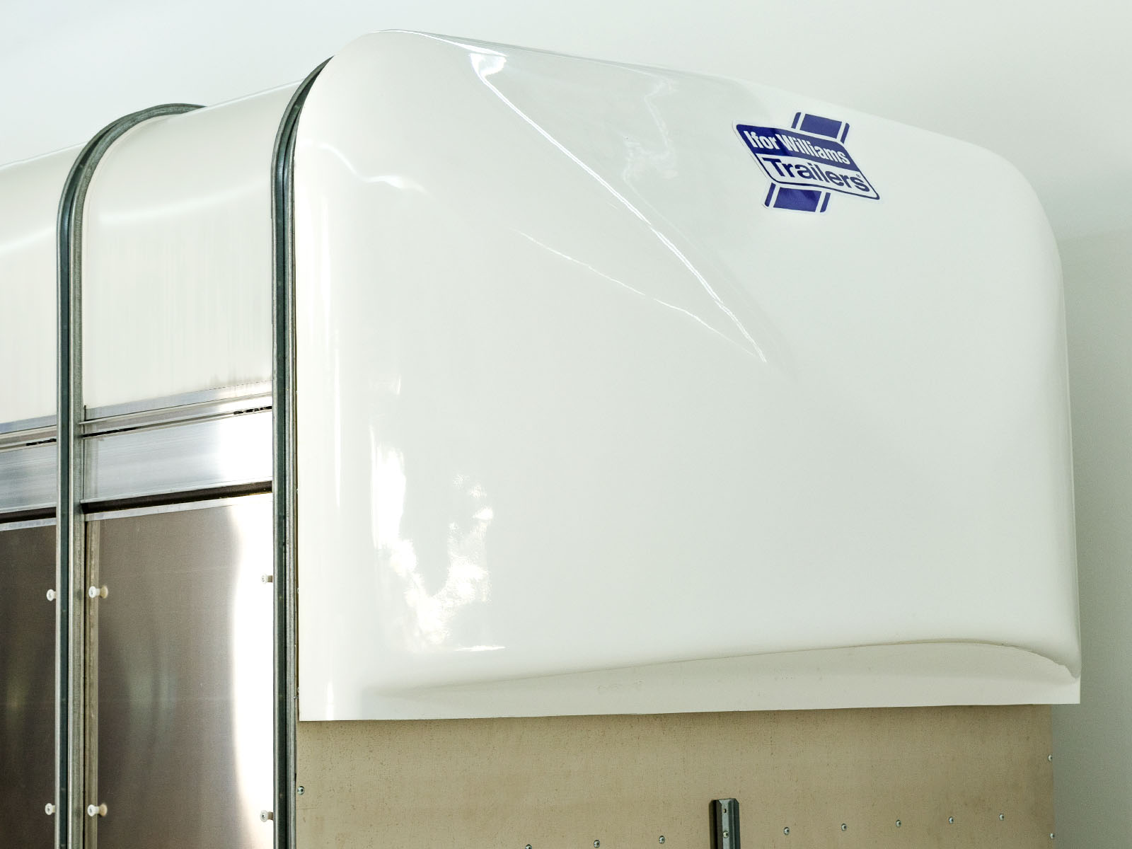 Ifor Williams Viehanhänger TA510 14×6 178×434 cm Höhe: 183 cm 3,5t Neufahrzeug – Bild 7