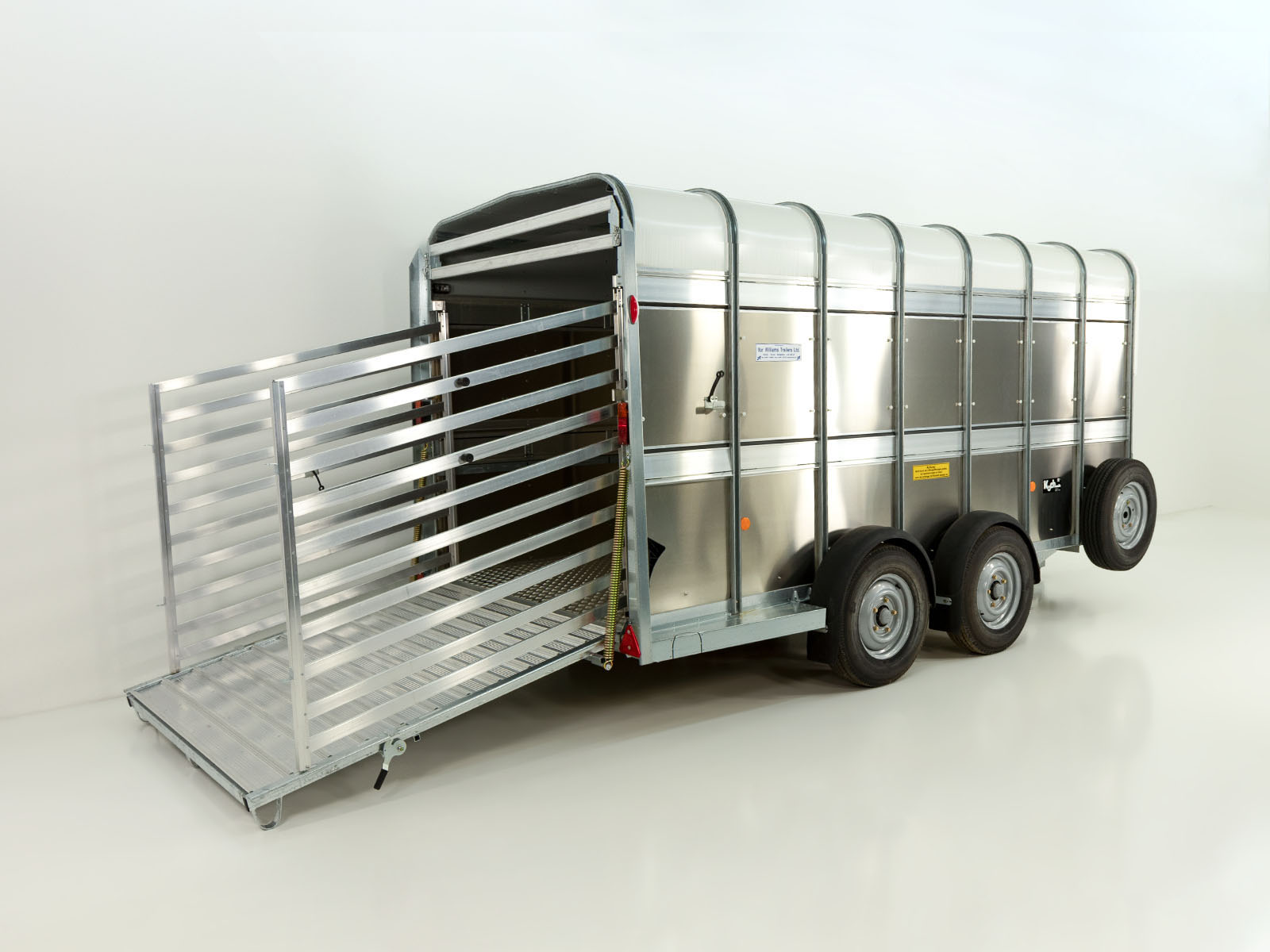 Ifor Williams Viehanhänger TA510 14×6 178×434 cm Höhe: 183 cm 3,5t Neufahrzeug – Bild 13
