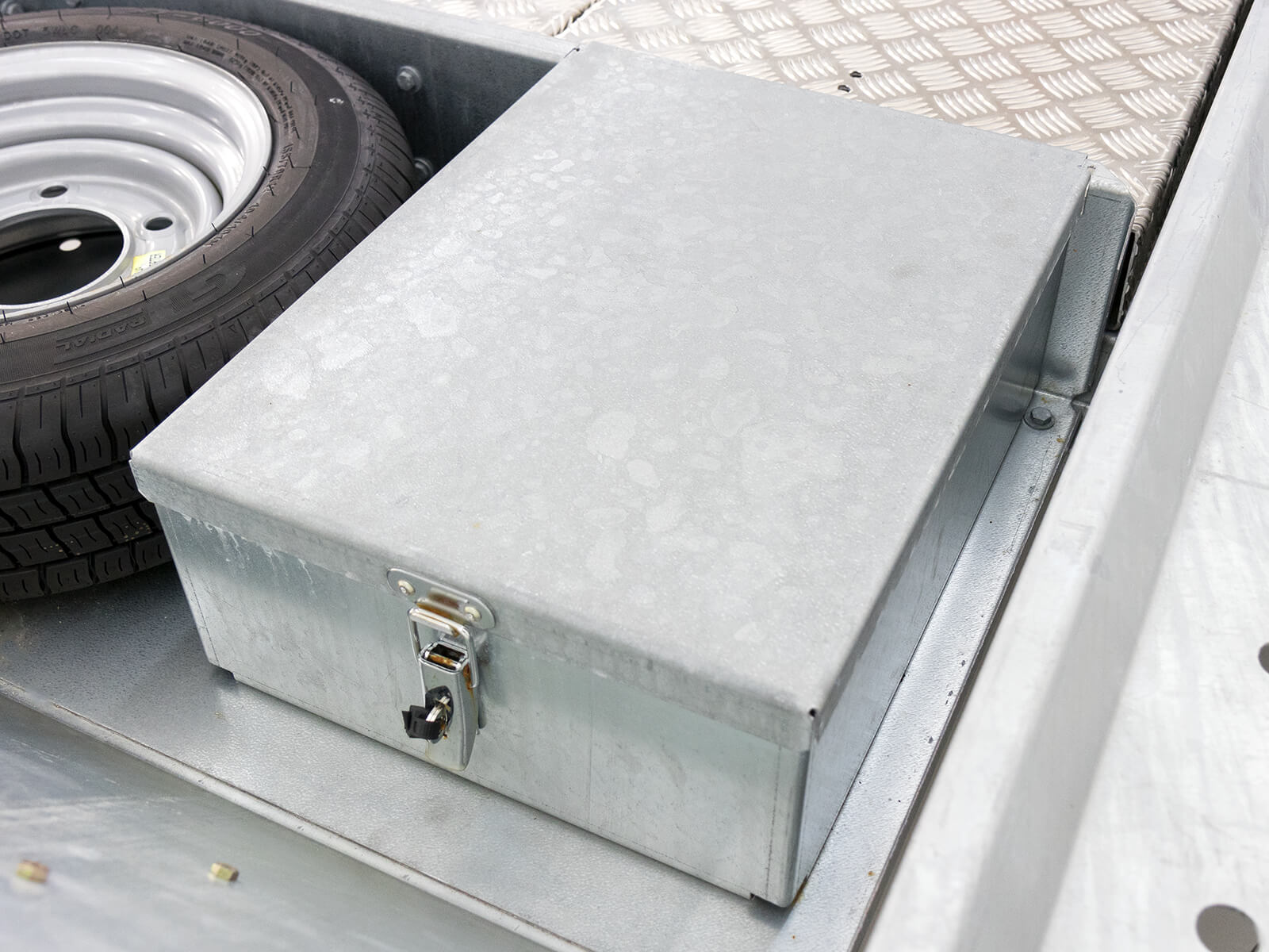Ifor | 220x500cm | 3500kg zGG | Neufahrzeug – Bild 11