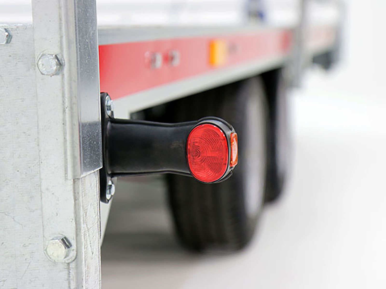 Temared Autotrailer Universal 215x449cm 3,0t Neufahrzeug – Bild 5