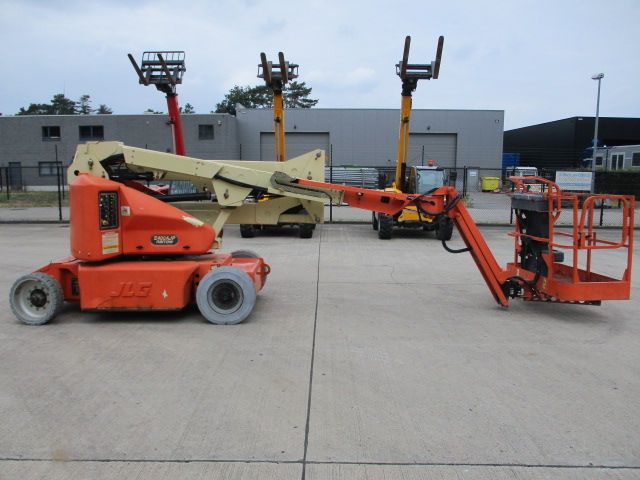 JLG | 0,23t | Hub 12,00m | Bj. 2006 | 367h | Neufahrzeug