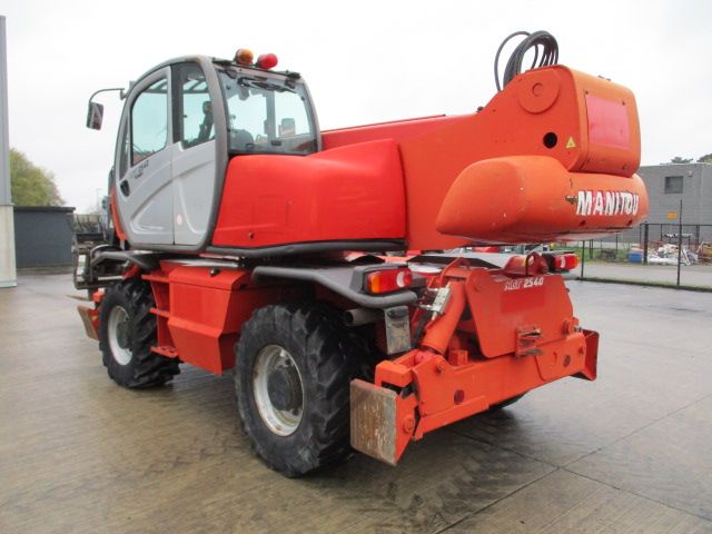 Rotierende Teleskoplader Manitou | 4,00t | Hub 25,00m | Bj. 2010 | 5841h – Bild 2