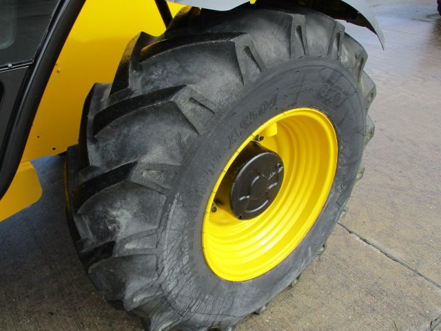 Teleskoplader JCB | 3,30t | Hub 10,50m | Bj. 2012 | 2398h | Neufahrzeug – Bild 17
