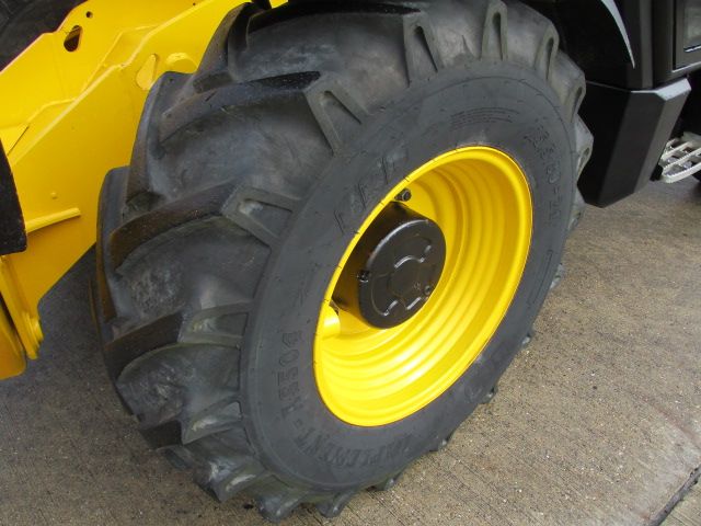 Teleskoplader JCB | 3,30t | Hub 10,50m | Bj. 2012 | 2398h | Neufahrzeug – Bild 18