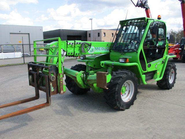 Teleskoplader Kubota | 3,80t | Hub 14,00m | Bj. 2016 | 2703h | Neufahrzeug – Bild 28