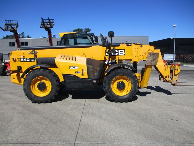 Teleskoplader JCB | 4,00t | Hub 18,00m | Bj. 2018 | 1593h | Neufahrzeug (Réf. GA-7814-25)