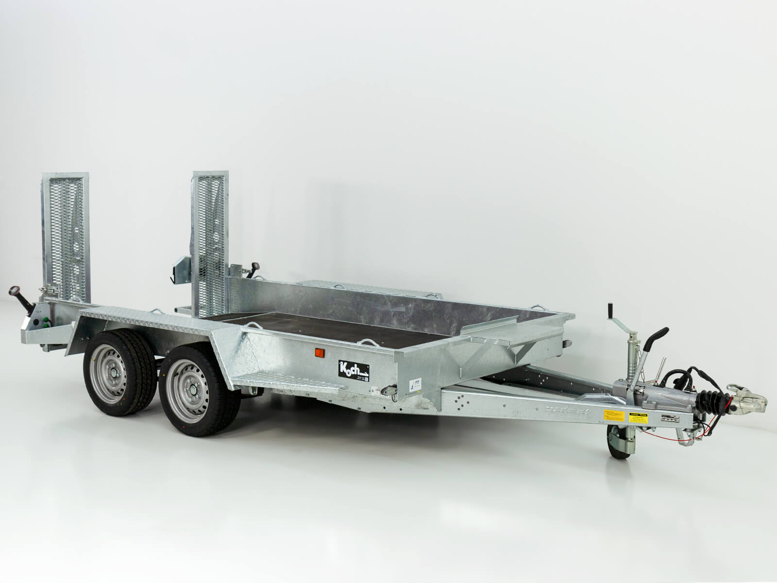 Variant | 161x305cm | 3500kg zGG | Neufahrzeug