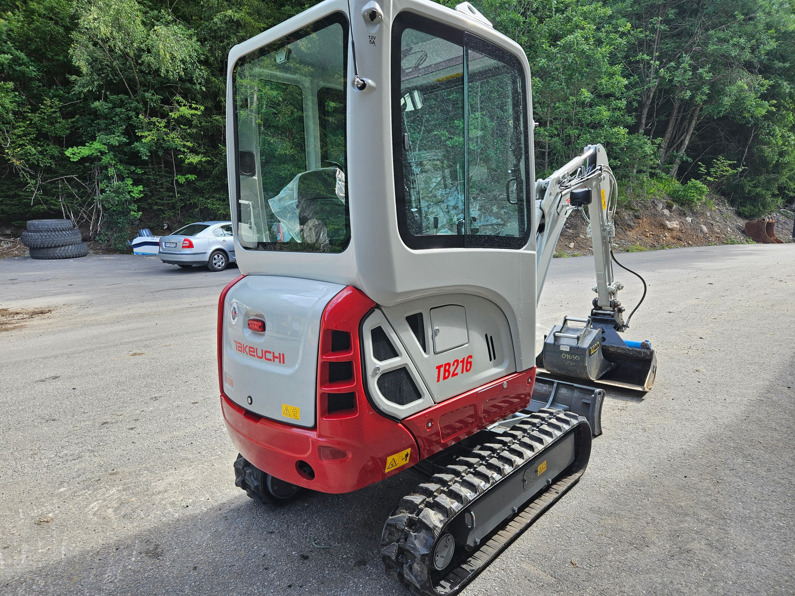 Takeuchi – Bild 7