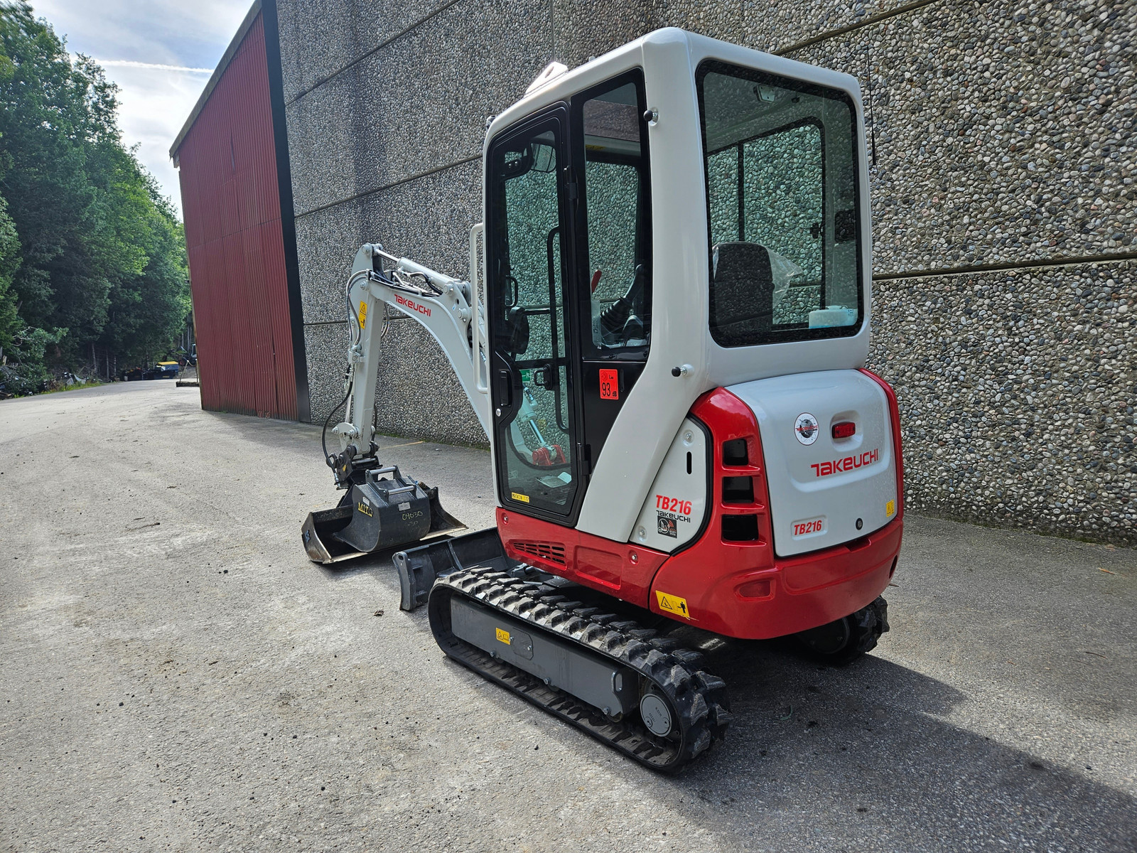 Takeuchi – Bild 3
