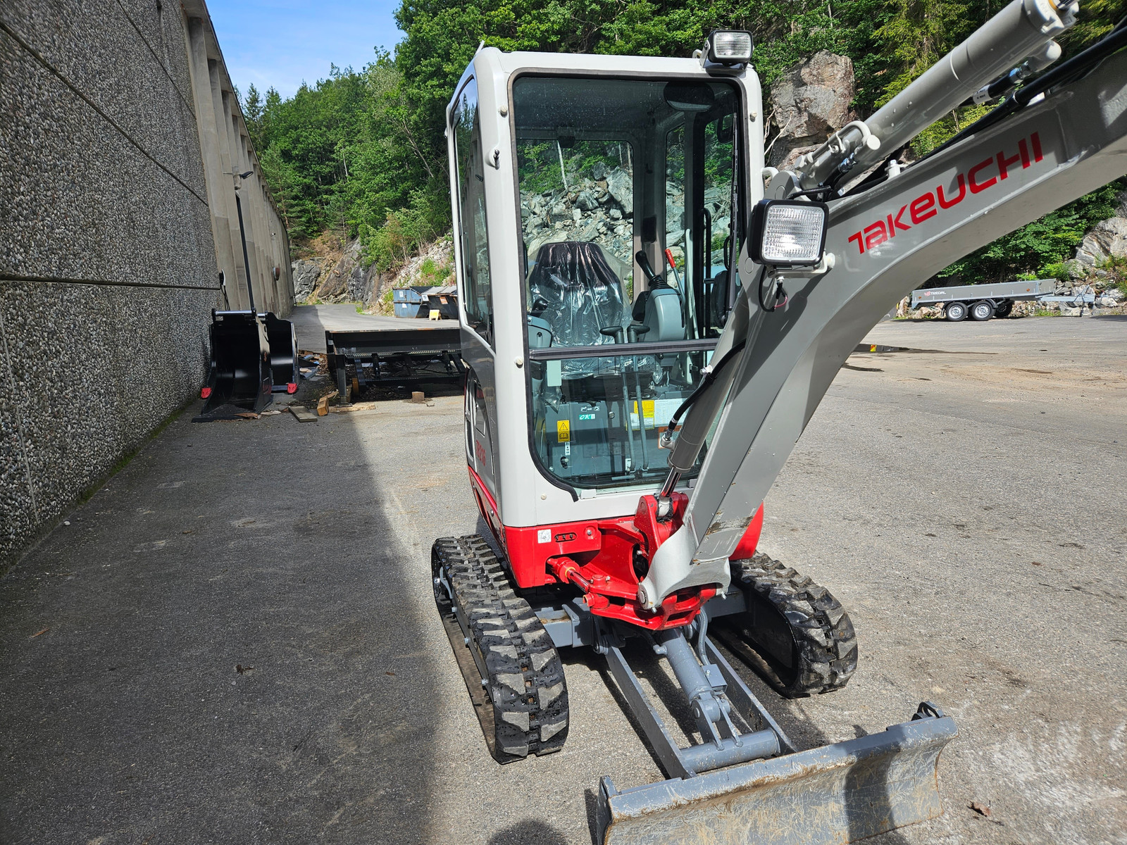 Takeuchi – Bild 6
