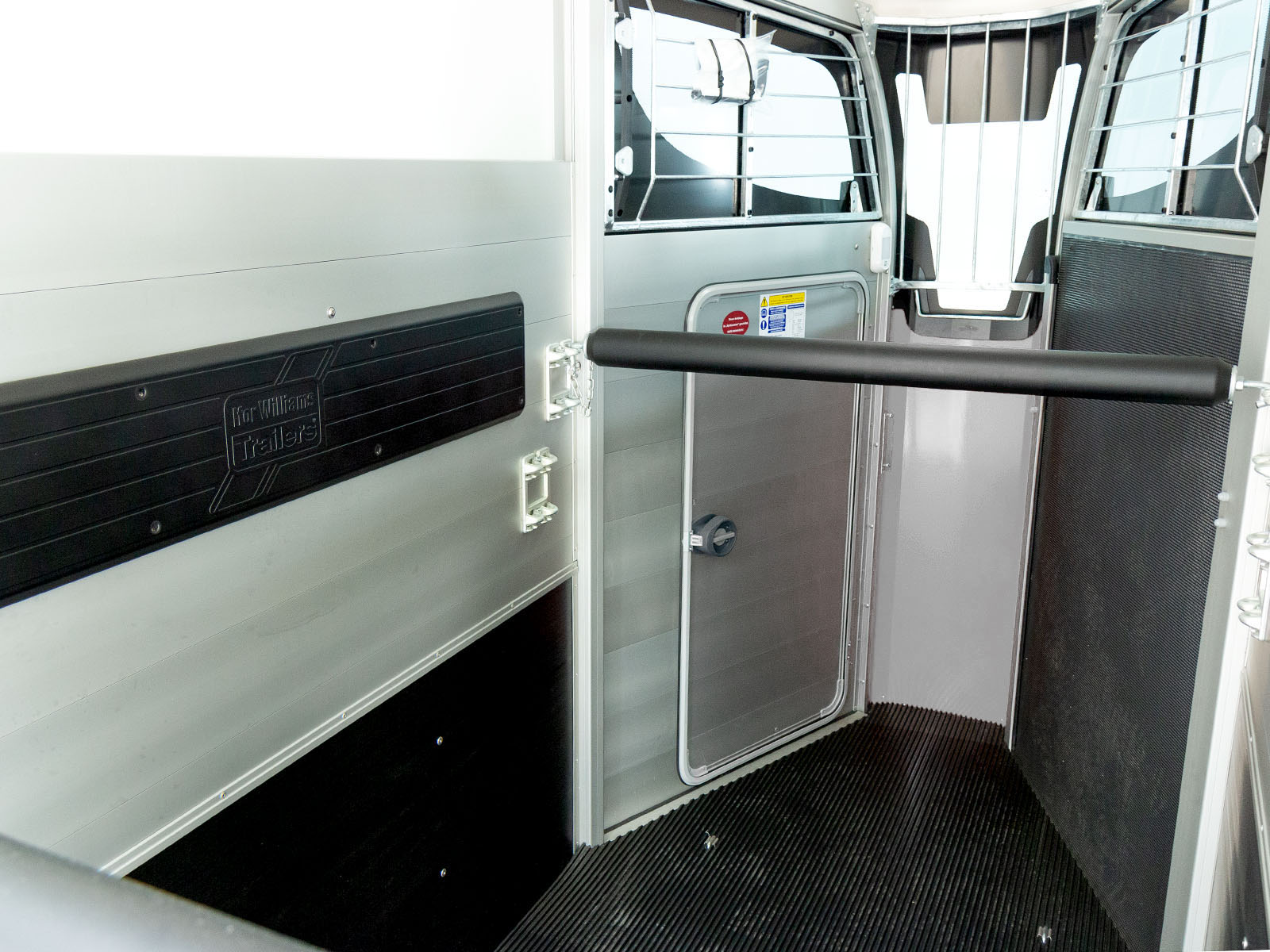 Ifor | Abmessungen | Pferdeanhänger | Neufahrzeug (Réf. GA-8833-25) – Bild 14