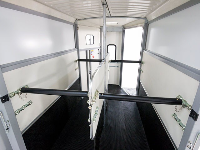 Ifor | Ladefläche | Pferdeanhänger (Réf. GA-8601-25) – Bild 13