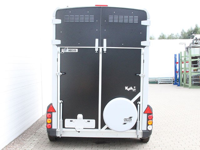 Ifor | Abmessungen | Pferdeanhänger schwarz | Neufahrzeug – Bild 4