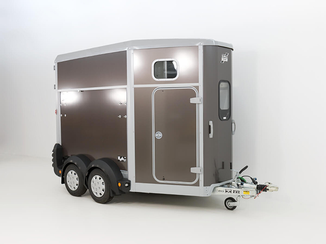 Ifor | Abmessungen | Pferdeanhänger | Neufahrzeug (Réf. GA-8605-25)