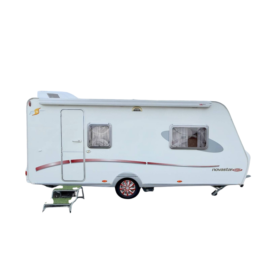 Wohnwagen, Bett in der Mitte, 4 Schlafplätze, klimatisiert, Sterckeman Novastar 500 CP